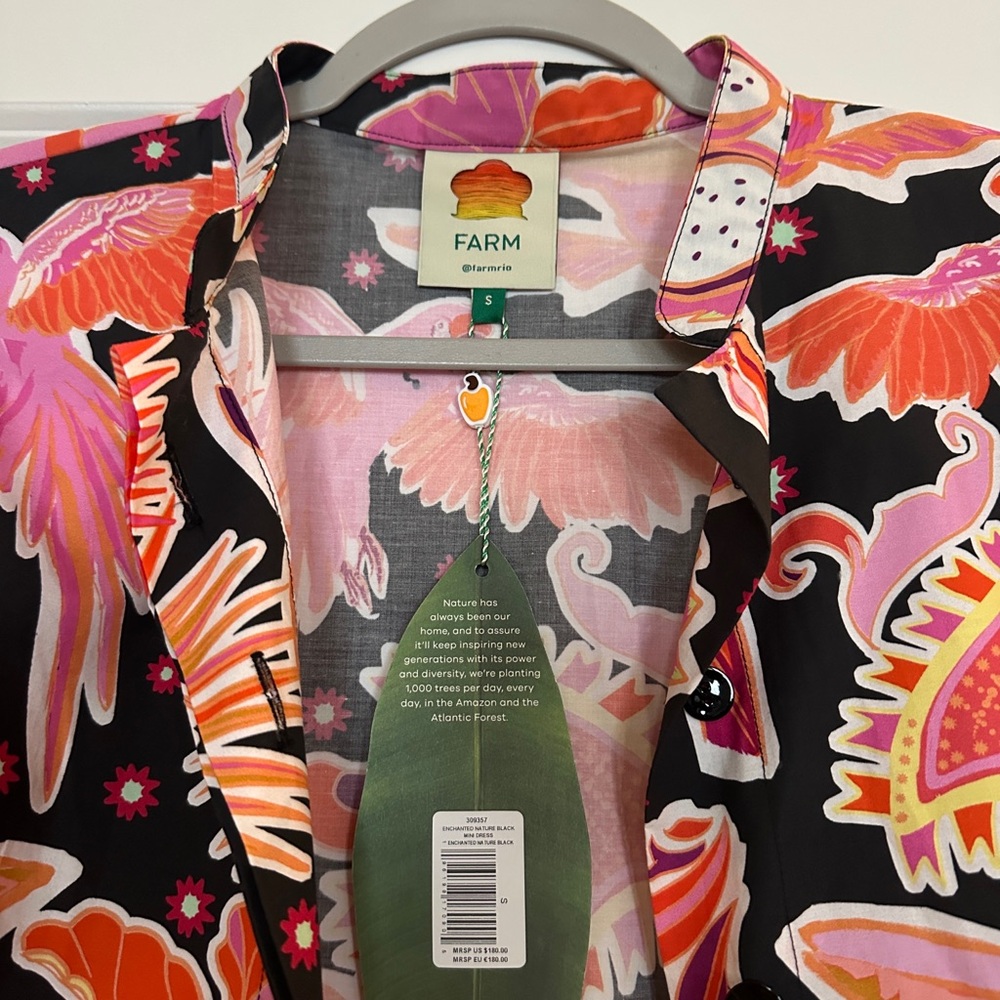 FARM RIO Black
Enchanted
Nature Min Dress
Never worn
Tags attached - Picture 5 of 5